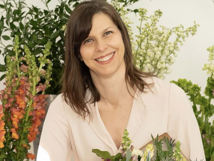 Blooms in Hand, United States, New Jersey, Verona